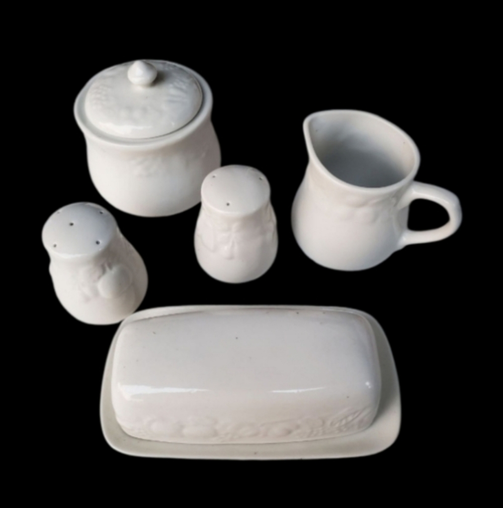 Elegant White Ceramic Kitchen Set